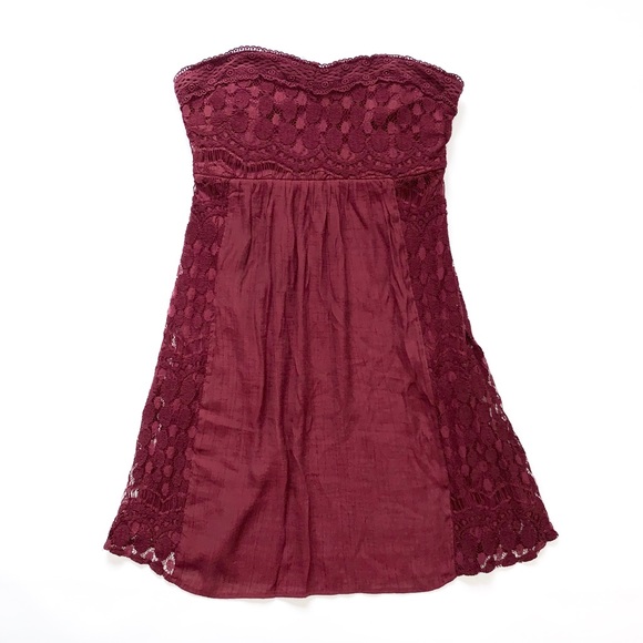 Vanity Dresses & Skirts - Wine Crochet Lace Strapless Sweetheart Gauze Dress